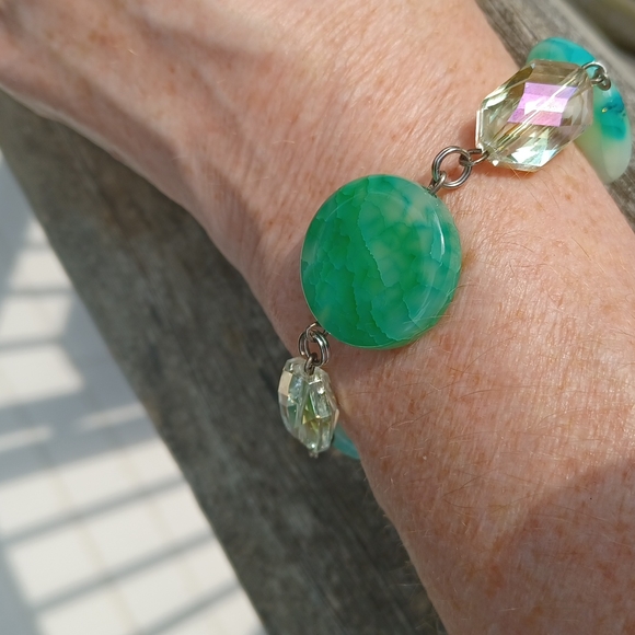 Green Aventurine Bracelet Size 8 1/2 inches - Picture 8 of 12